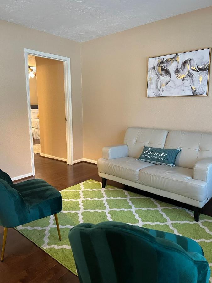 Centrally Located Houston Retreat! Sleeps 8, 10 Min To Downtown, Free Parking Екстер'єр фото